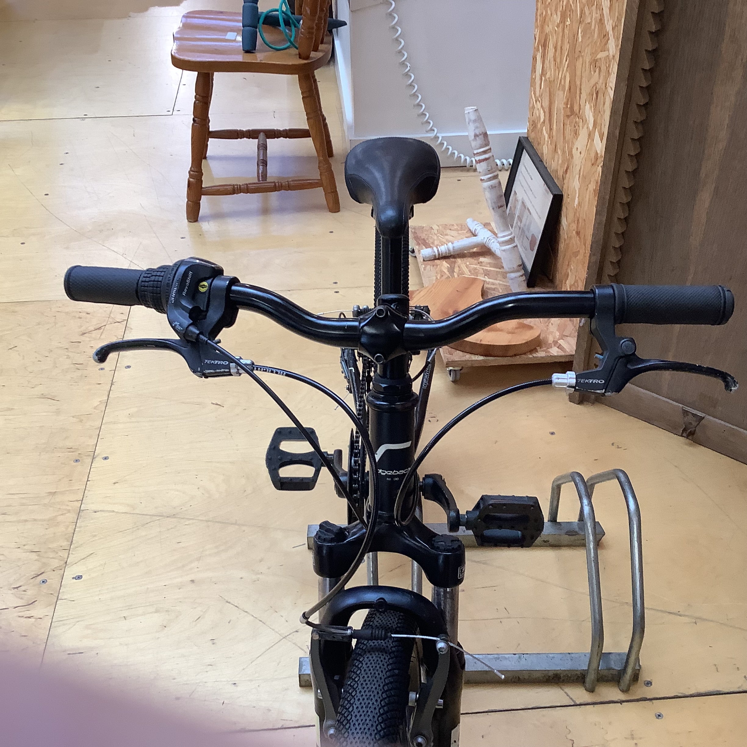 Ridgeback Mx60