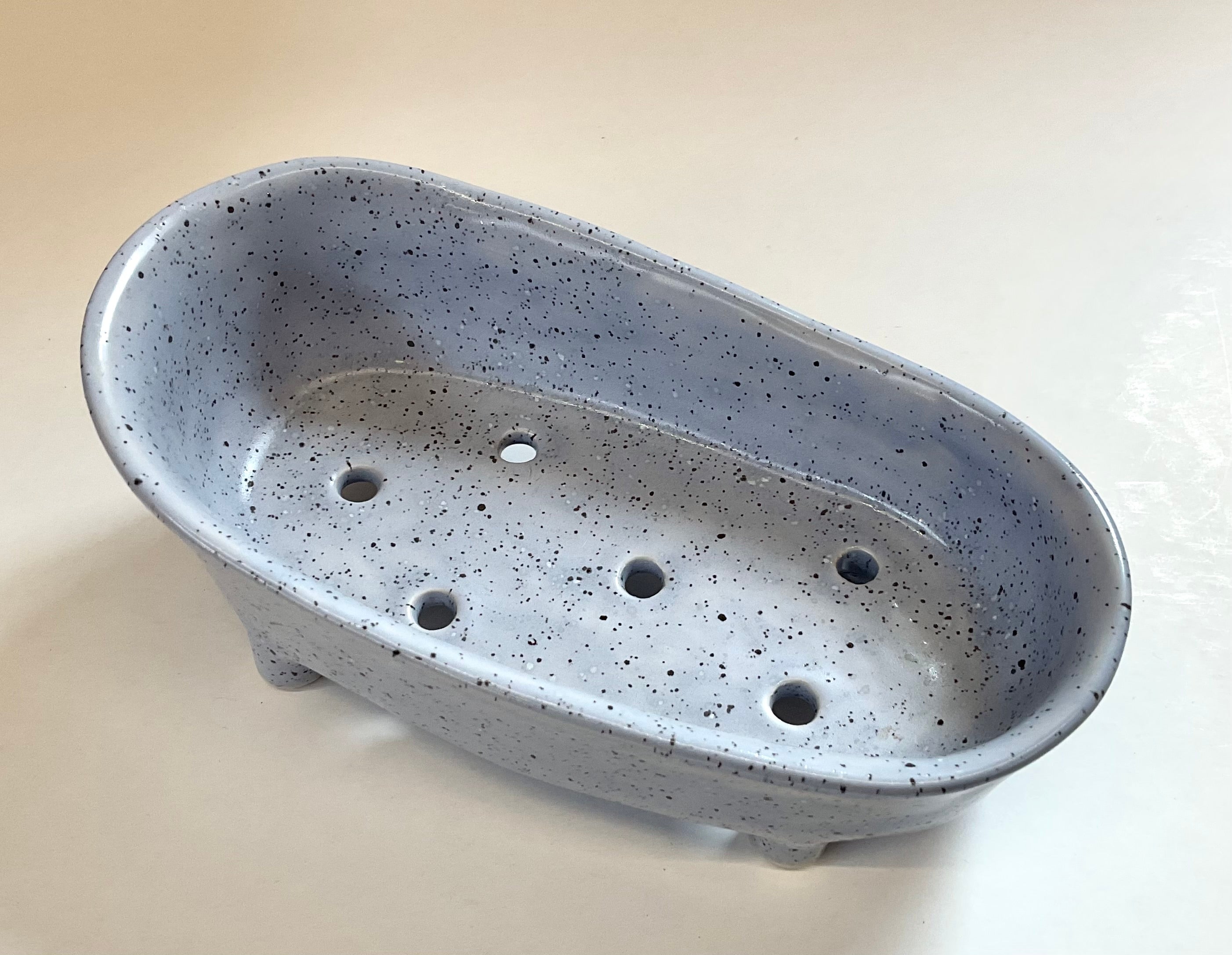 Happy Poppy Skin - Soap Dish - Dark Grey
