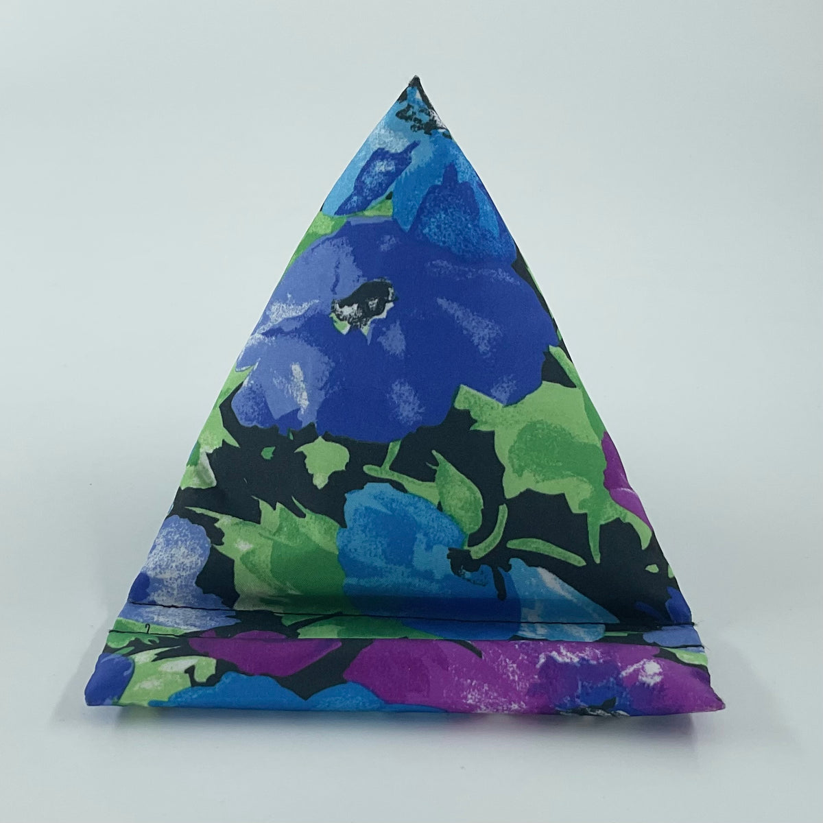 Rediscover Fashion - Fabric Phone Stand