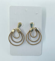 World Design Gold Grass Stud Earrings