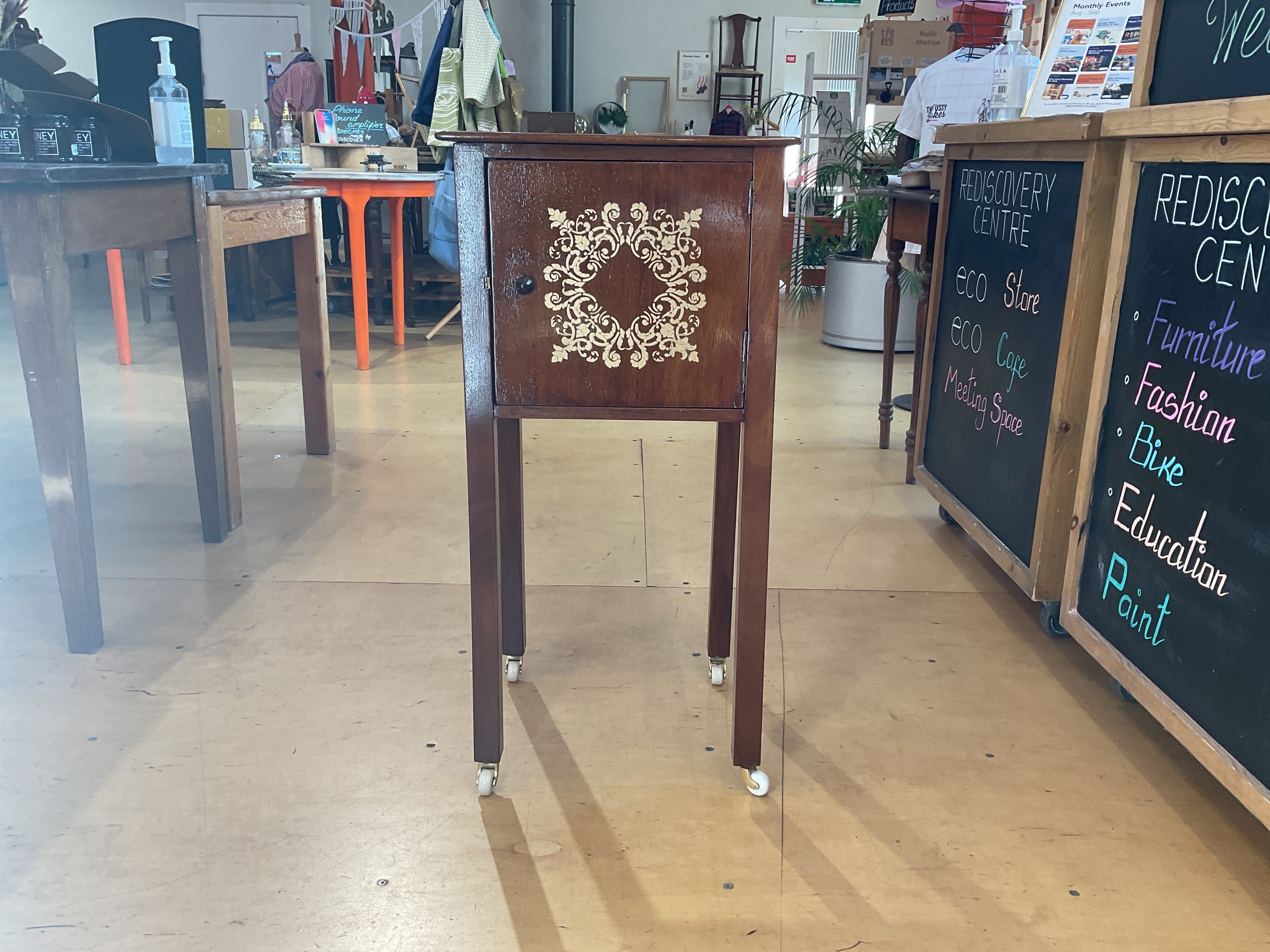 Rediscover Furniture - Georgian Style “Wash Station”