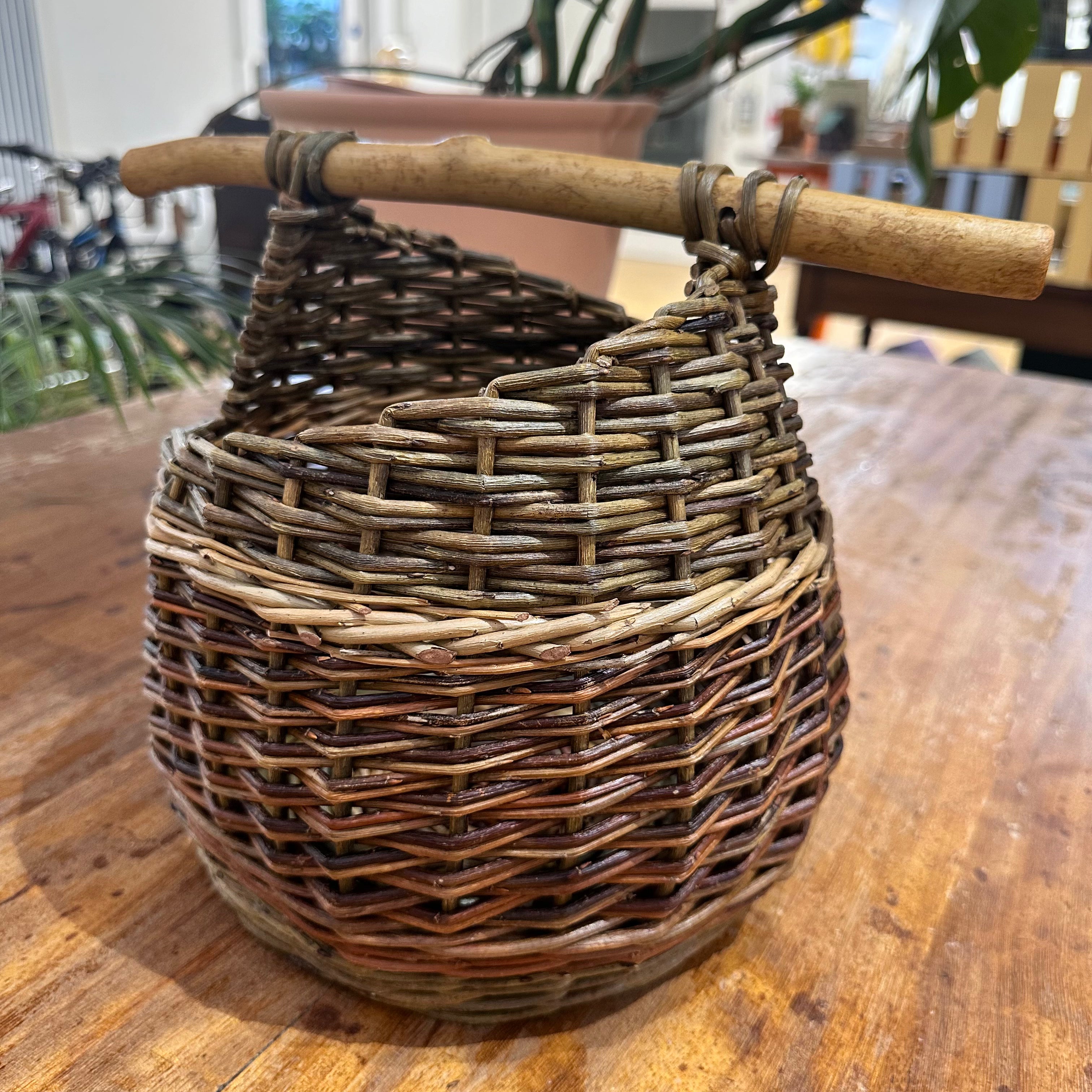 Island Willow - Asymmetric Woven Willow Basket (Large)
