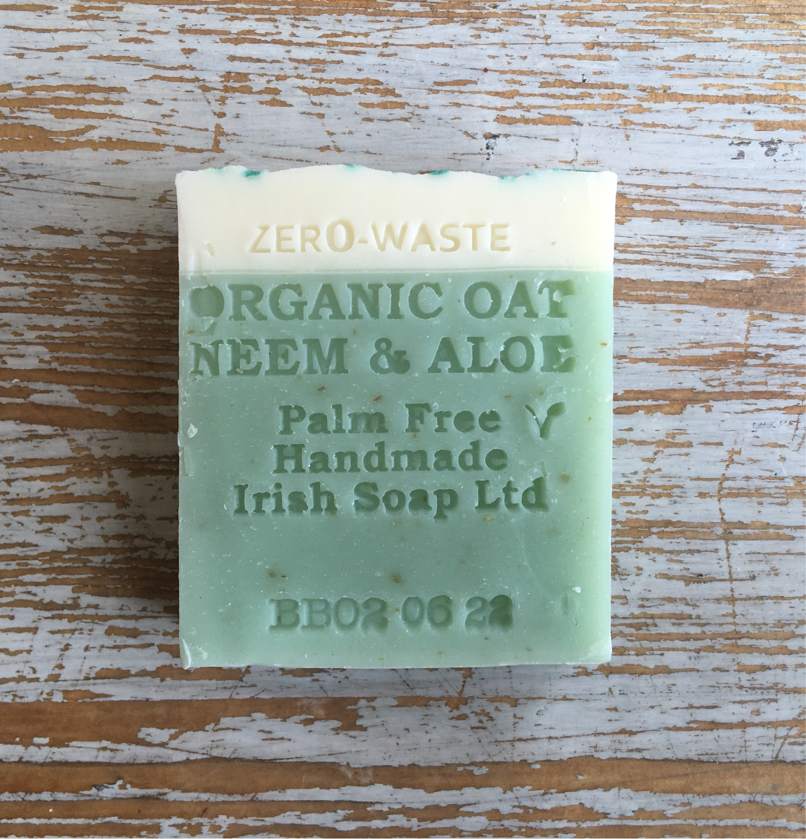 green and white oat neem and aloe soap bar